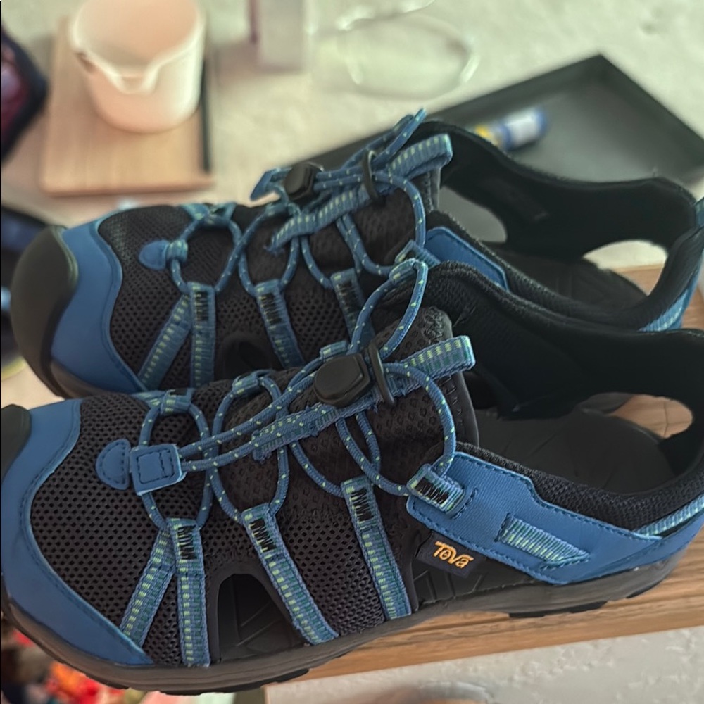 Teva Blue and Black Sporty Sandals with Bungee Lacing